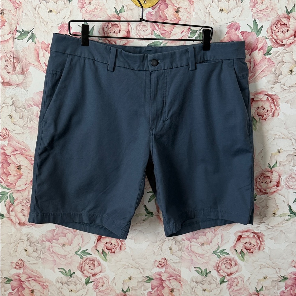 Lululemon Men’s Commission Shorts Blue 38” x 9”